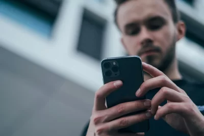 10 trucs per estalviar dades mòbils a Android i iPhone 10 trucs per estalviar dades mòbils a Android i iPhone que molt poca gent coneix