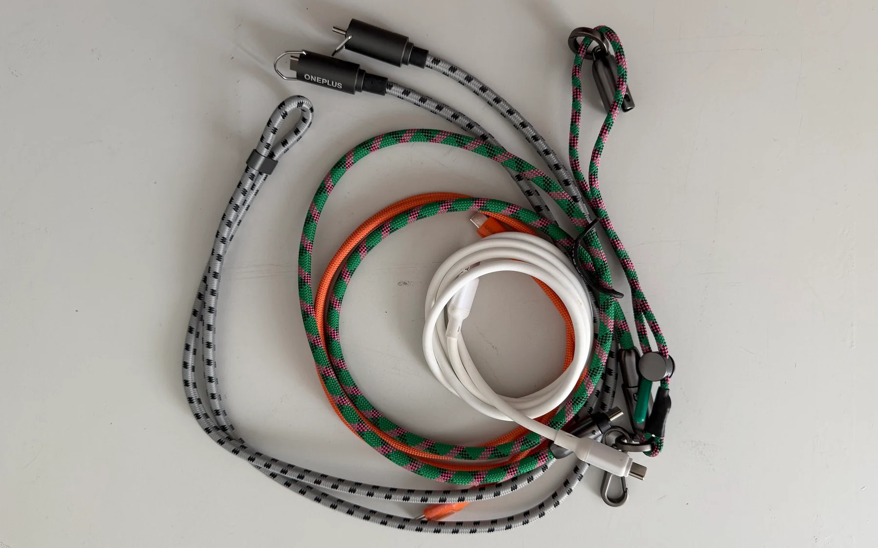Per què els cables USB-C barats surten cars: seguretat, velocitat i diferència de preu Per què els cables USB-C barats surten cars: seguretat, velocitat i diferència de preu