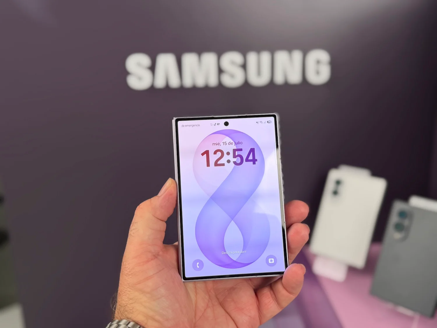 Samsung Galaxy Z Fold8 Ultra: Característiques Samsung Galaxy Z Fold8 Ultra: Característiques